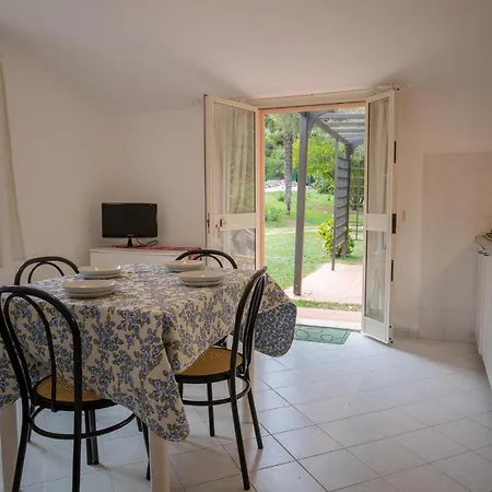 Villetta Sul Mare Di Norsi Hébergement de vacances *